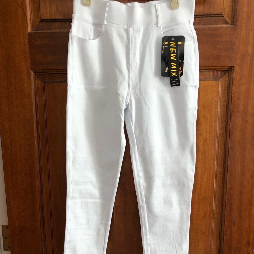 White jeggings. Brand New never worn with tags.